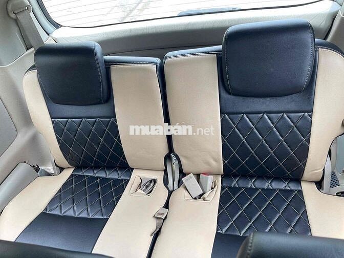 Toyota Innova 2009 G