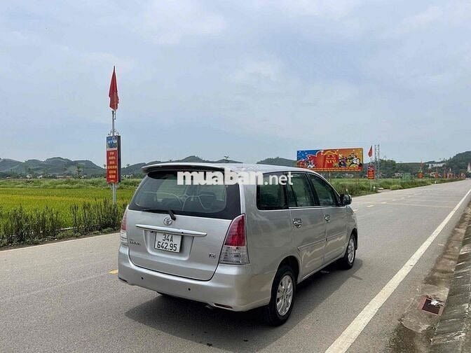 Toyota Innova 2009 G