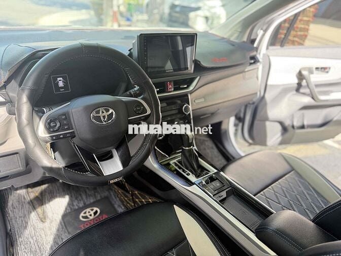 Toyota Veloz Cross 2022 CVT Top - 39000 km