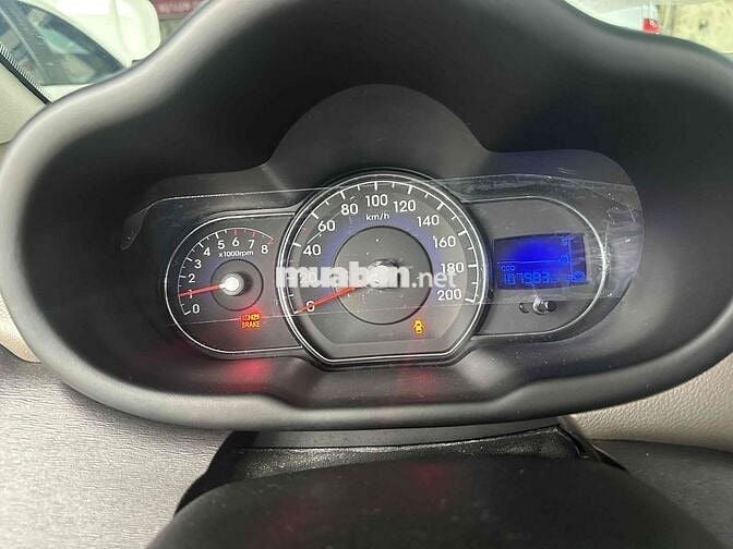 Hyundai Grand i10 2011 1.1 MT - 107000 km