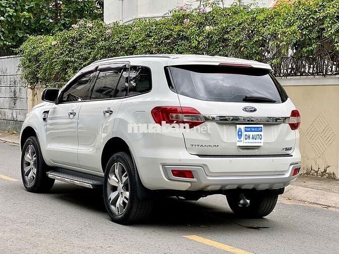 Ford Everest Titanium 2016 - 96000 km