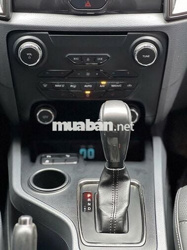 Ford Everest Titanium 2016 - 96000 km