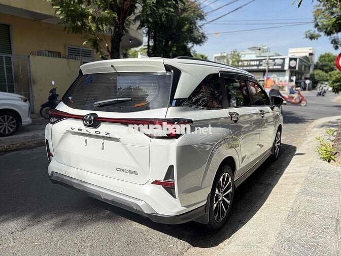 Toyota Veloz Cross 2022 CVT Top - 39000 km