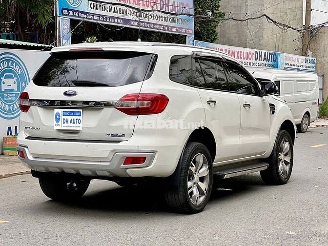 Ford Everest Titanium 2016 - 96000 km