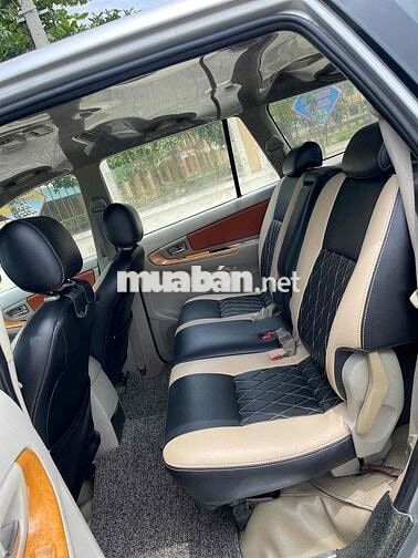 Toyota Innova 2009 G