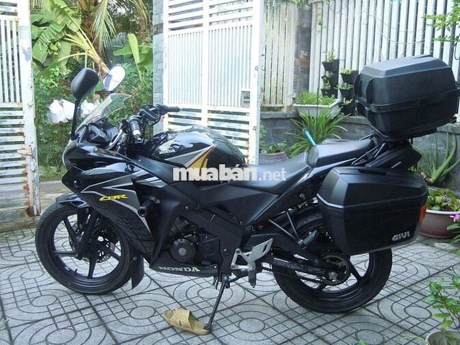 Cần bán Cbr150R Nhập Thái còn như mới