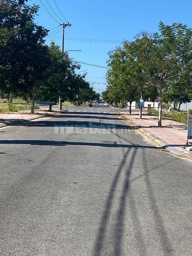 Chính chủ cấn bán gấp lô đất Biệt thự khu phố chợ Lai nghi sát phố cổ