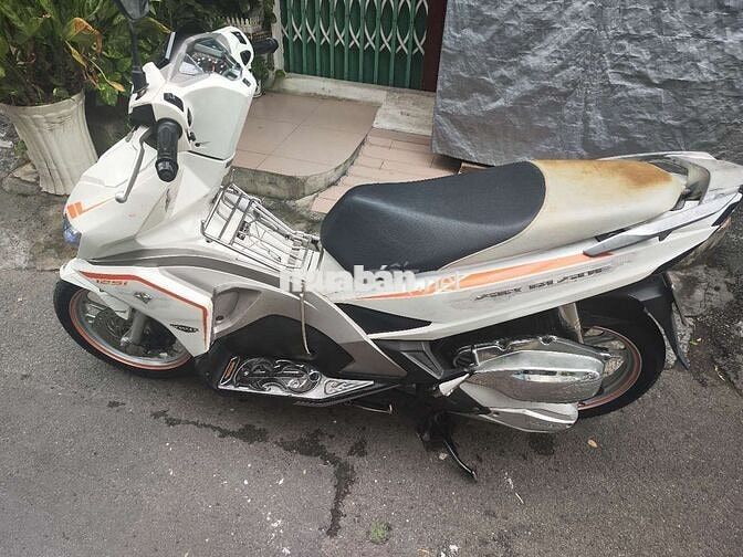 Bán xe Airblade 125cc,2016,1 đời chủ zin all Q6