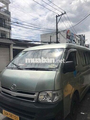 Toyota Hiace 2010 - 12345 km