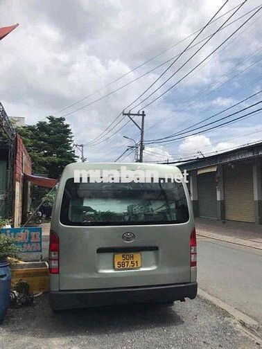 Toyota Hiace 2010 - 12345 km