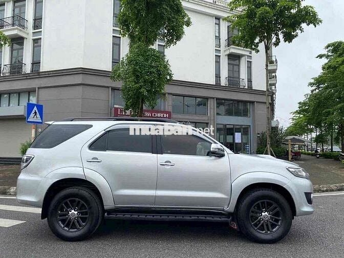 Toyota Fortuner máy dầu 2015 2.5G - 150000 km