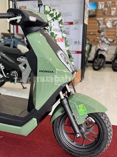 🛵𝐈𝐂𝐎𝐍-𝐞 đã có sẵn tại HEAD HOÀ MINH 