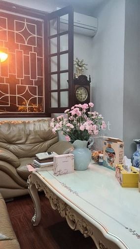 Bán nhà Nguyễn Chí Thanh 55m2, ô tô ra vào, khu phân lô. 15,9 tỷ