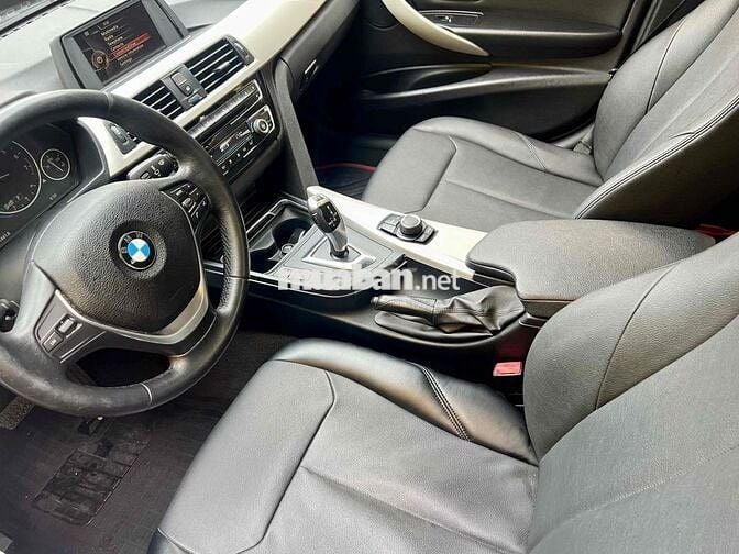 BMW 3 Series 2016 320i
