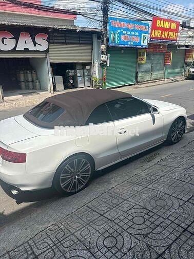 Audi A5 2010 2.0 T Quattro mui trần đẹp xuất sắc