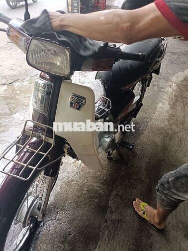 Honda dream Thái 1999 biển 77 .