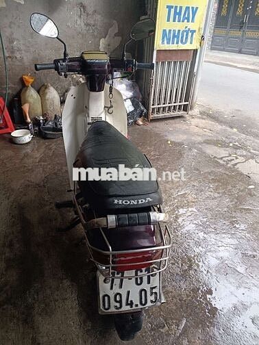Honda dream Thái 1999 biển 77 .