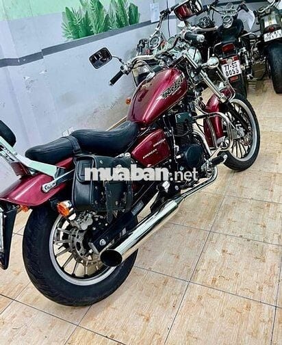 rebell rebel cafe racer tracker