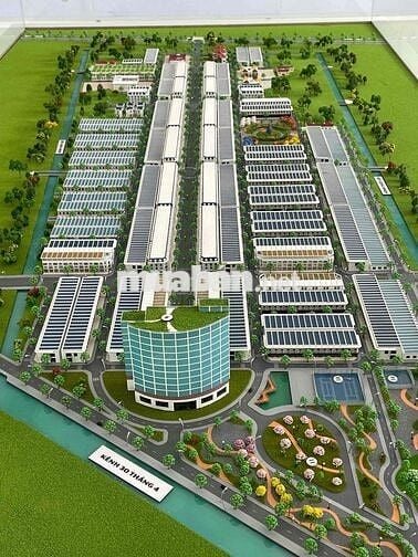 Nhà mặt tiền lộ 22m. KDT giao thương Đông Cần Thơ.an ninh- sổ sẵn