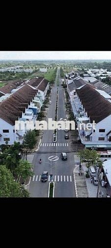 Nhà mặt tiền lộ 22m. KDT giao thương Đông Cần Thơ.an ninh- sổ sẵn