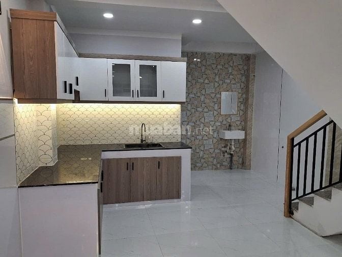 NHÀ MỚI ĐẸP NHƯ HÌNH cách MT vài căn