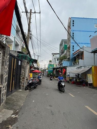 Bán nhà 2mt đường Bông Sao dt 4.3x22 Quận 8