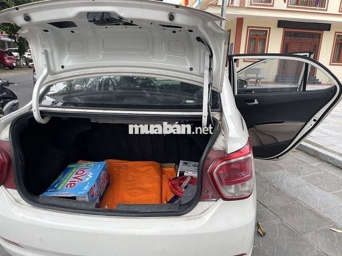 Hyundai Grand i10 2015 Sedan 1.2 MT - 140000 km