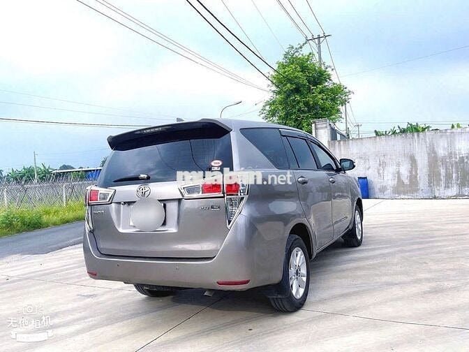Toyota Innova 2016 2.0E - 89999 km