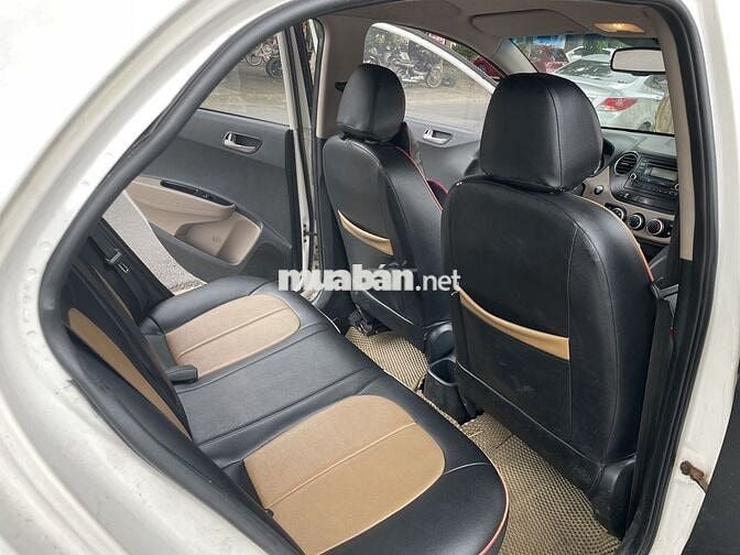 Hyundai Grand i10 2015 Sedan 1.2 MT - 140000 km