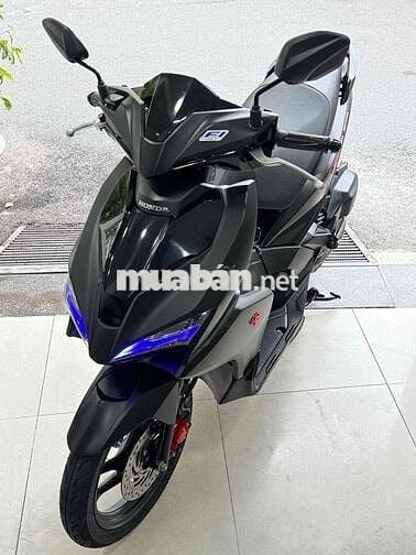 BÁN AB ĐÈN LED ĐEN NHÁM Fi CUỐI 2017,MỚI 98%.BSTP