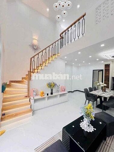 nhà đẹp giá rẻ, Đặng Nhữ Lâm, Nhà Bè