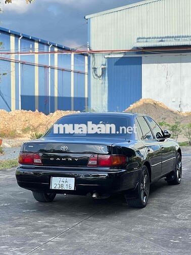 Toyota Camry 2000 GLi 2.2 - 268000 km