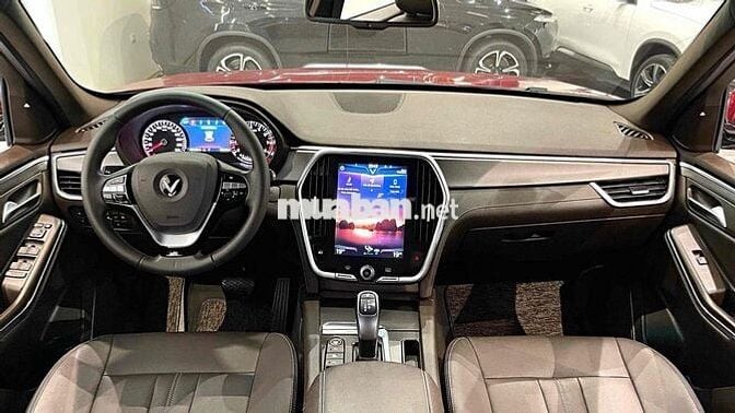 VinFast Lux SA2.0 2021 Plus 2.0 AT - 45000 km