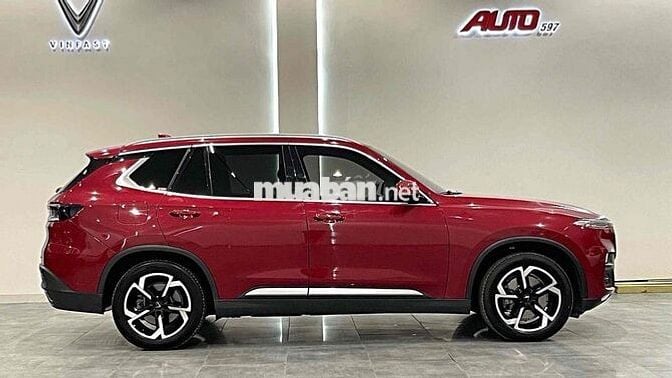 VinFast Lux SA2.0 2021 Plus 2.0 AT - 45000 km
