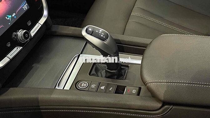 VinFast Lux SA2.0 2021 Plus 2.0 AT - 45000 km