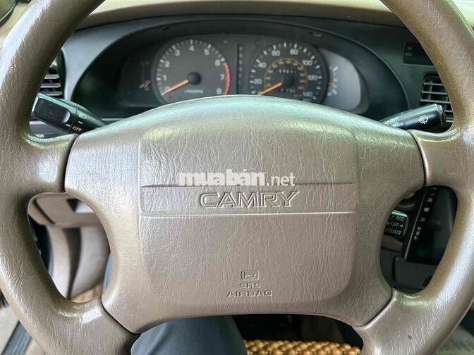 Toyota Camry 2000 GLi 2.2 - 268000 km
