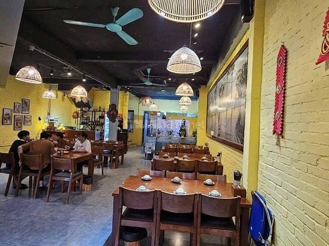 Nhà Hàng - Bia Nhậu Siêu Đắc địa Trung Hoà - Vũ Phạm Hàm 