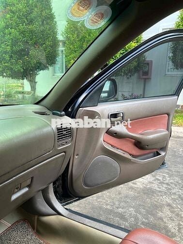 Toyota Camry 2000 GLi 2.2 - 268000 km