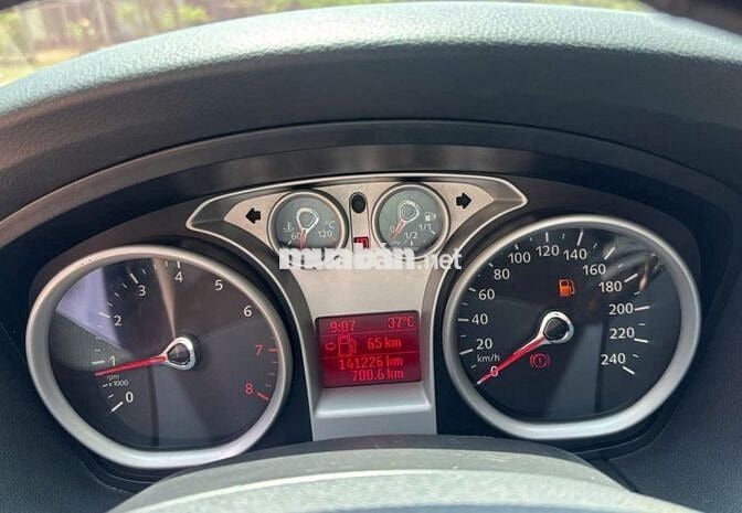Ford Focus 2010 1.8 AT - 185 Triệu
