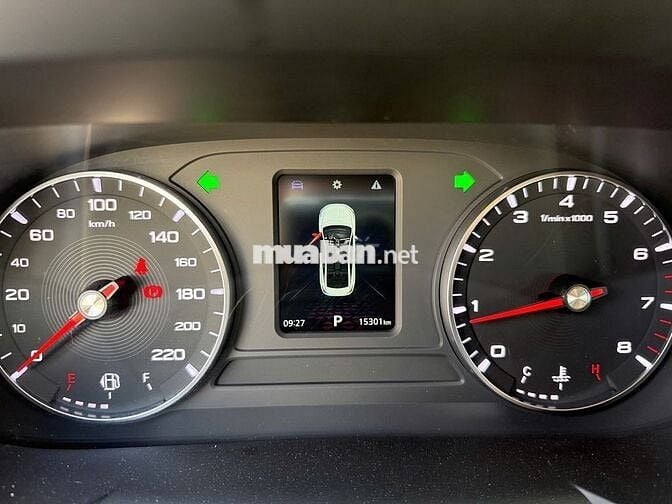 MG5 STD 2024  - 15000 km - xe cty