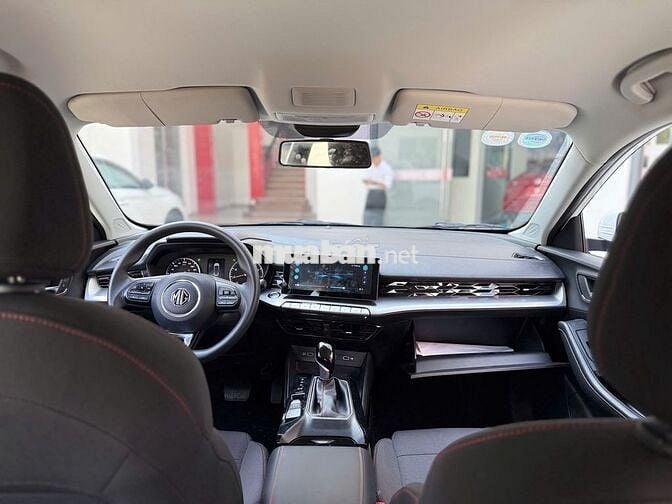 MG5 STD 2024  - 15000 km - xe cty