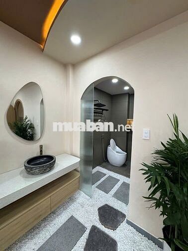 🏩NHÀ ĐƯỜNG TRƯỜNG SA – PHÚ NHUẬN 5 tầng (bê tông cốt thép)
