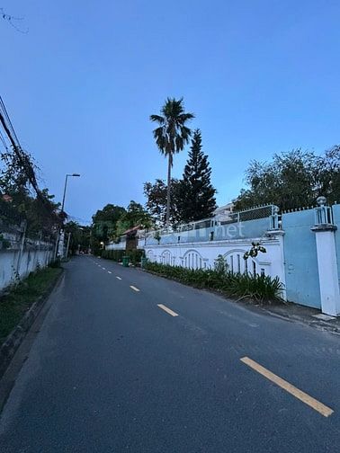 Bán Biệt thự 830m2 (24 x36m )- ngay MASTERI AN PHÚ, chỉ 135 tỷ 