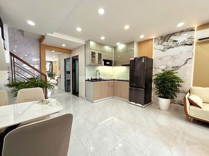 Mặt Tiền Kinh Doanh 2 Tầng 3,6x10(36m2) Đường Duy Tân - Huỳnh Văn Bánh