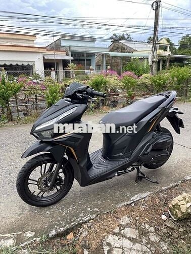 Cần bán vario 125 zin chất lướt đủ đồ theo xe