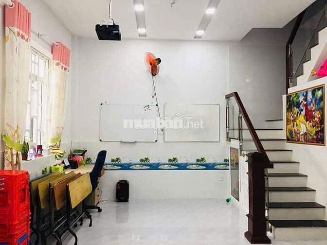 Siêu phẩm nhà ngang 7m2 bề thế tại Quận Tân Phú, gần MT đường