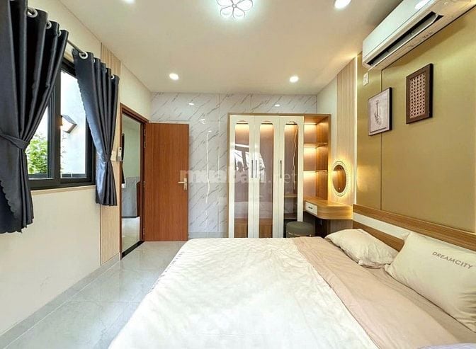 Mặt tiền Duy Tân,Nhà Mới,xe hơi Trong Nhà,Để ở Hoặc Cho Thuê 