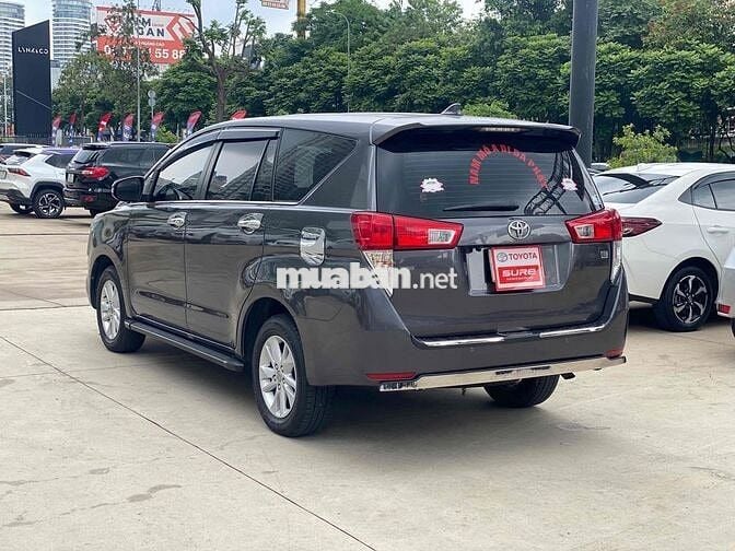 Toyota Innova 2018 2.0E - 102000 km