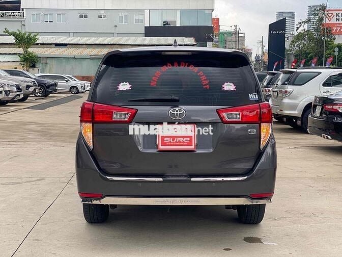 Toyota Innova 2018 2.0E - 102000 km