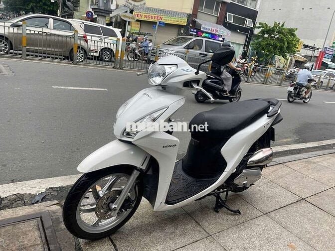 Honda vision 2017 mới 90% Bstp chính chủ